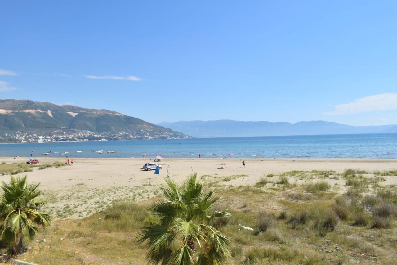 Sea View Apartment - 007 Vlorë Екстериор снимка